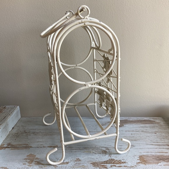 Vintage, distressed, off white, iron, grape theme wine rack! - Picture 2 of 2